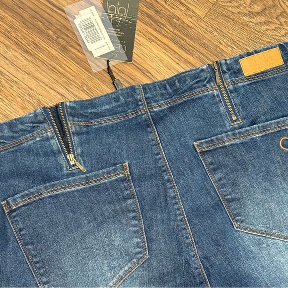 NWT Cenia Medium Wash Blue Jeans with Leopard Print and Bling Side Trim Size 16W - Picture 11 of 14